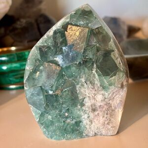 Green Fluorite Crystal Freeform – Natural Cubic Fluorite Mineral Specimen